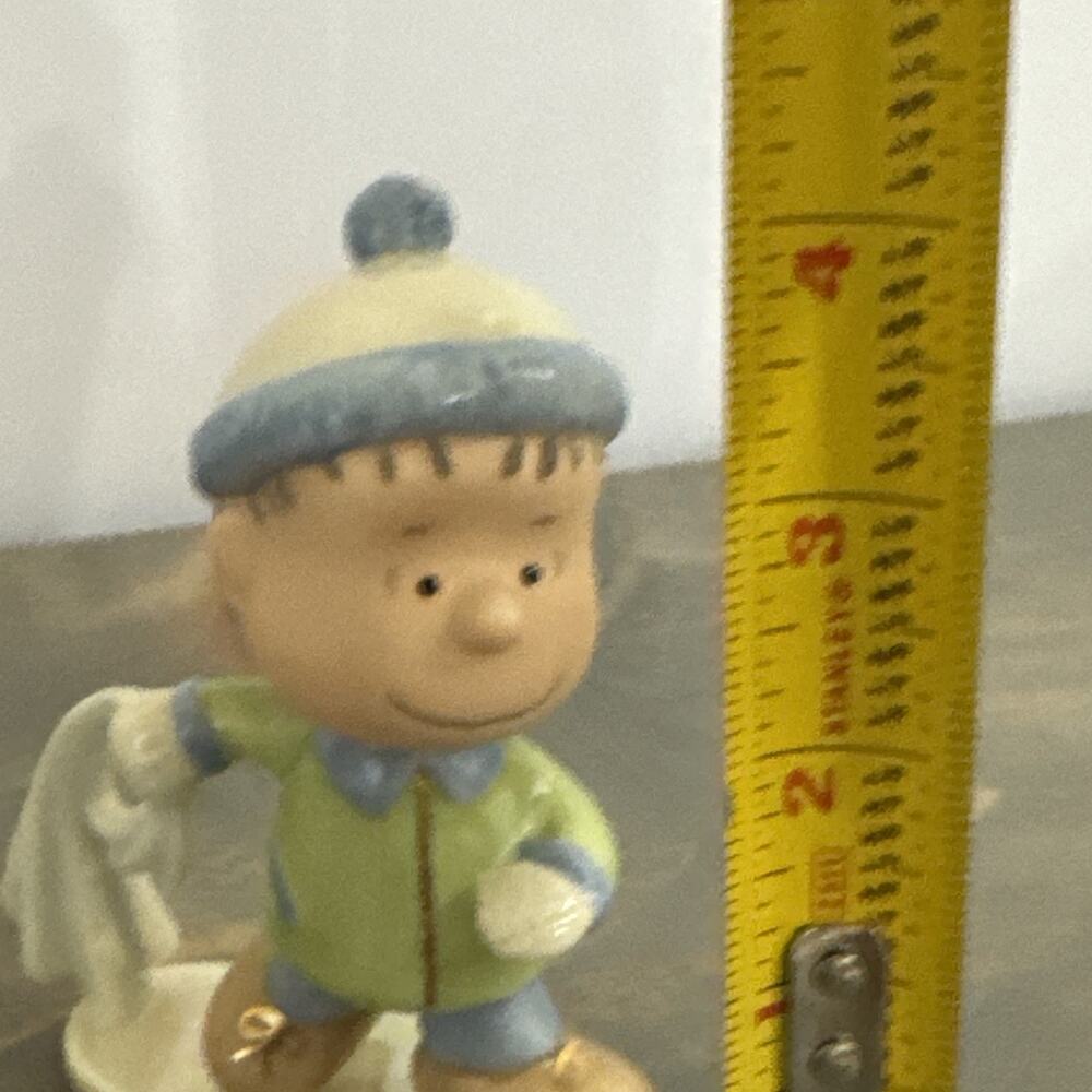 RARE Peanuts Linus Ice Skating W/Blanket Lenox- A Skating Party - Vintage Figure - Picture 10 of 13